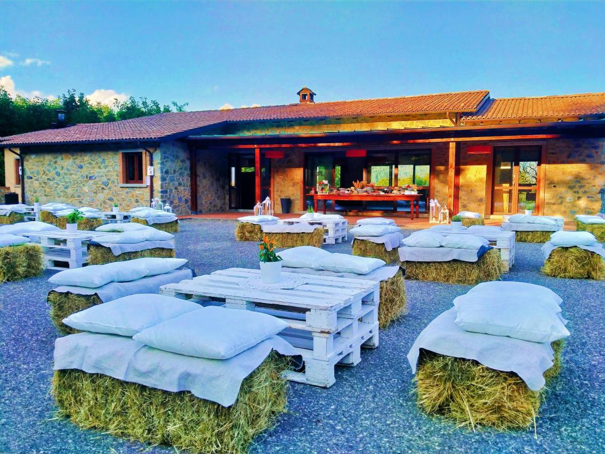 Agriturismo Borgo Biaia Camporgiano Exterior photo