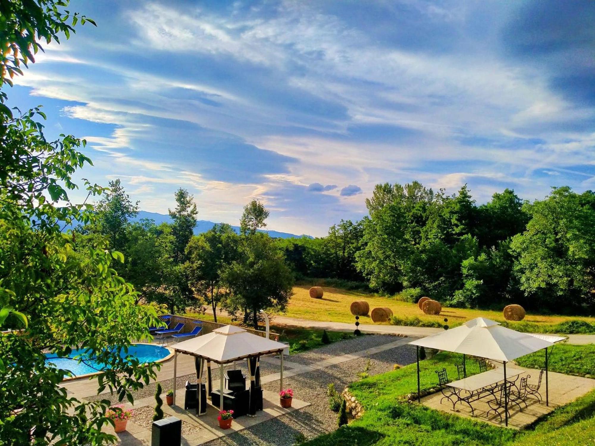 Agriturismo Borgo Biaia Camporgiano Exterior photo